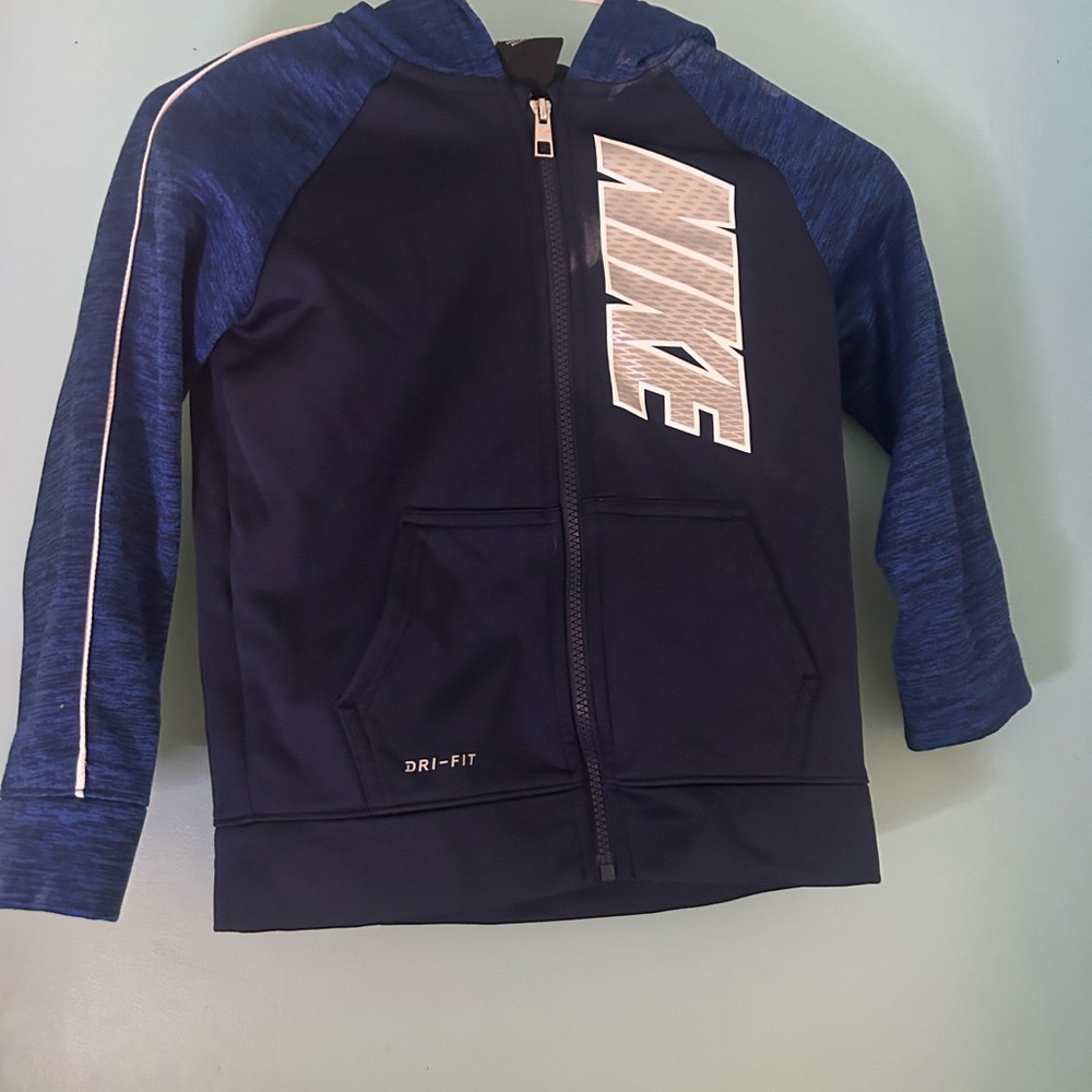 Nike Blue Sweatshirt for Everyday Comfort